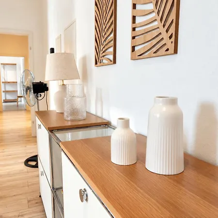 Hozo 9 - Designer Apartment, Near Station, Parking
